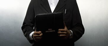 WHEN IT IS NECESSARY TO CHALLENGE A WILL IN THE COURT 3