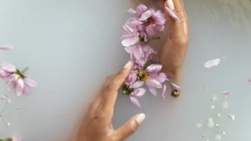 10 Ways to Pamper Yourself Before Vacation