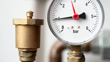 How to Maintain an Engine Coolant Valve